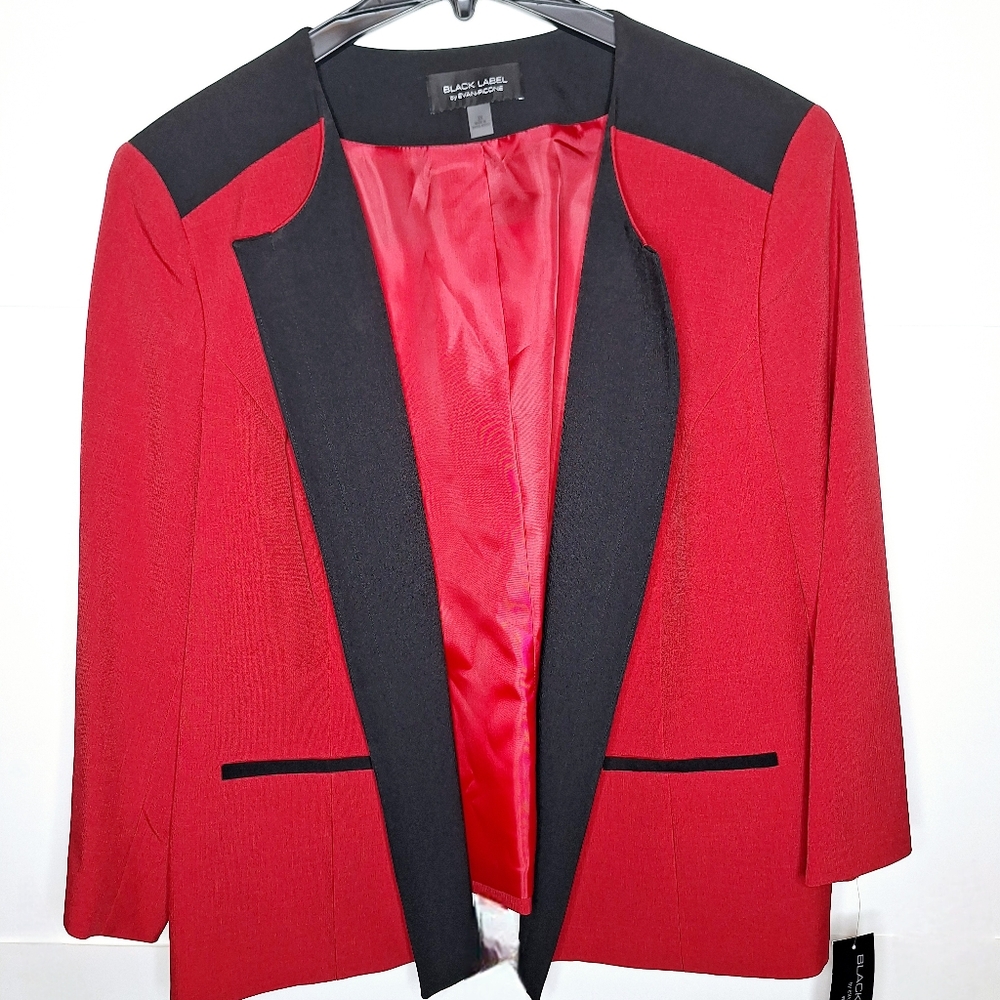 Evan-Piccone Black Label plus-size tuxedo style blazer.